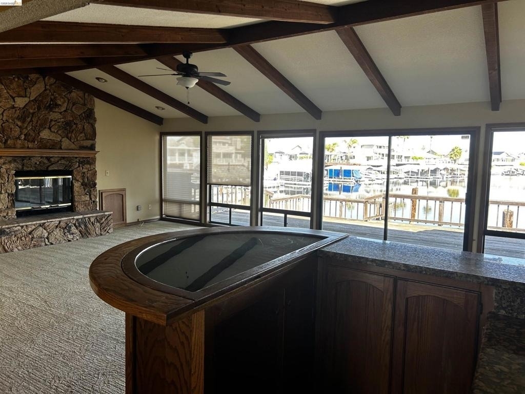5593 Drakes Dr - Photo 10