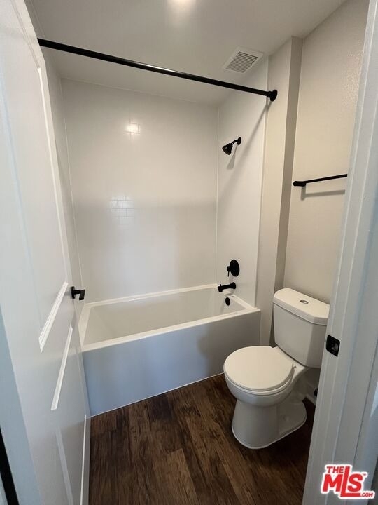 7660 Beverly Boulevard - Photo 4