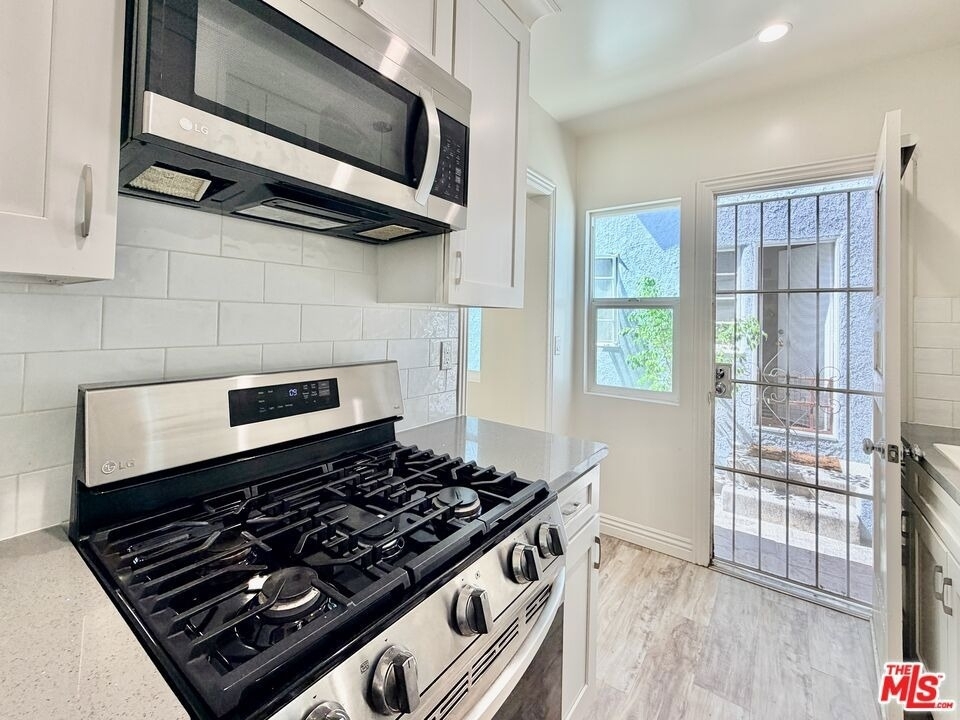 124 N Pass Avenue - Photo 6