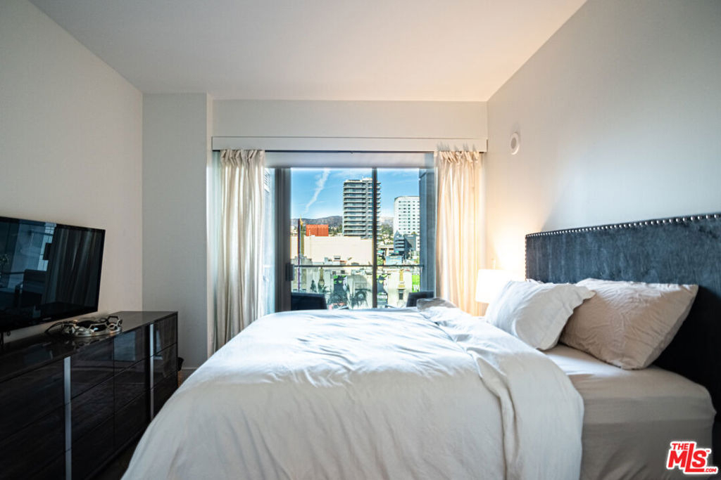 6250 Hollywood Boulevard - Photo 11