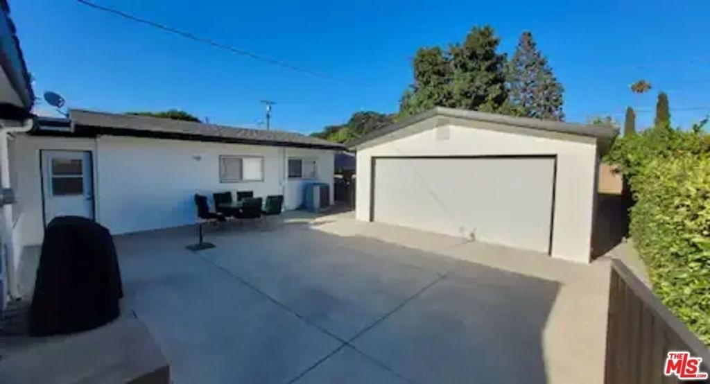 335 S California Street - Photo 17