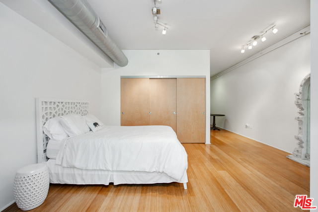 1111 S Grand Avenue - Photo 8