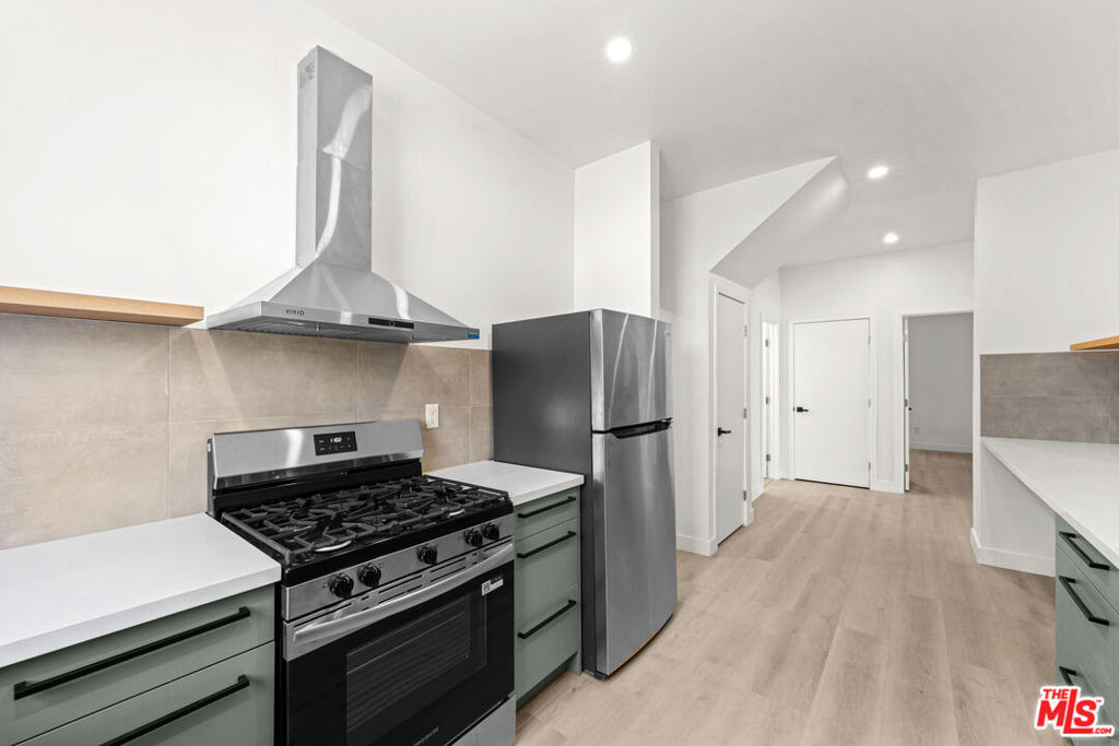 1246 N Formosa Avenue - Photo 22
