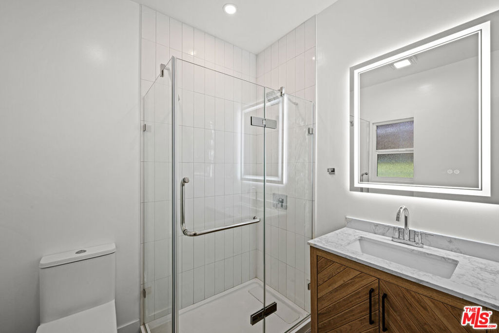 1246 N Formosa Avenue - Photo 12