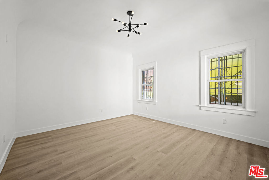 1246 N Formosa Avenue - Photo 10