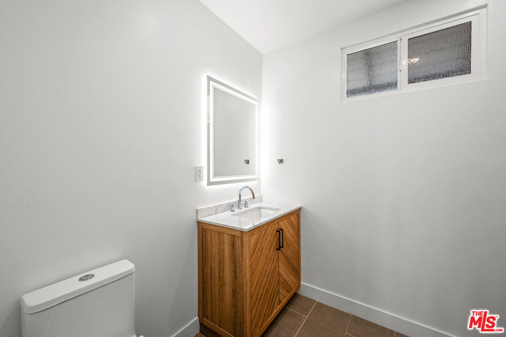 1246 N Formosa Avenue - Photo 16