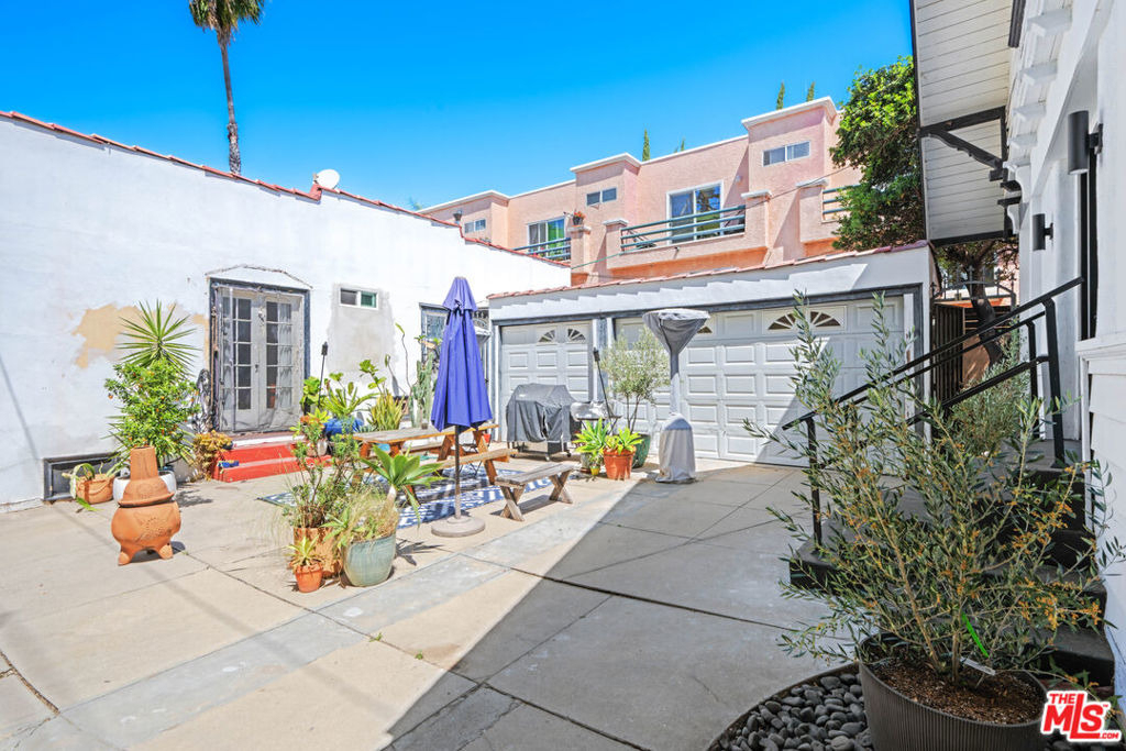 1246 N Formosa Avenue - Photo 30