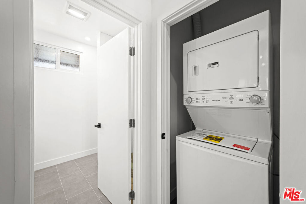 1246 N Formosa Avenue - Photo 25