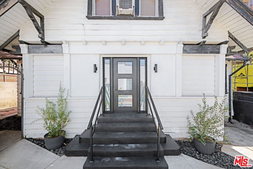 1246 N Formosa Avenue - Photo 26