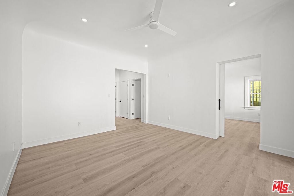 1246 N Formosa Avenue - Photo 4