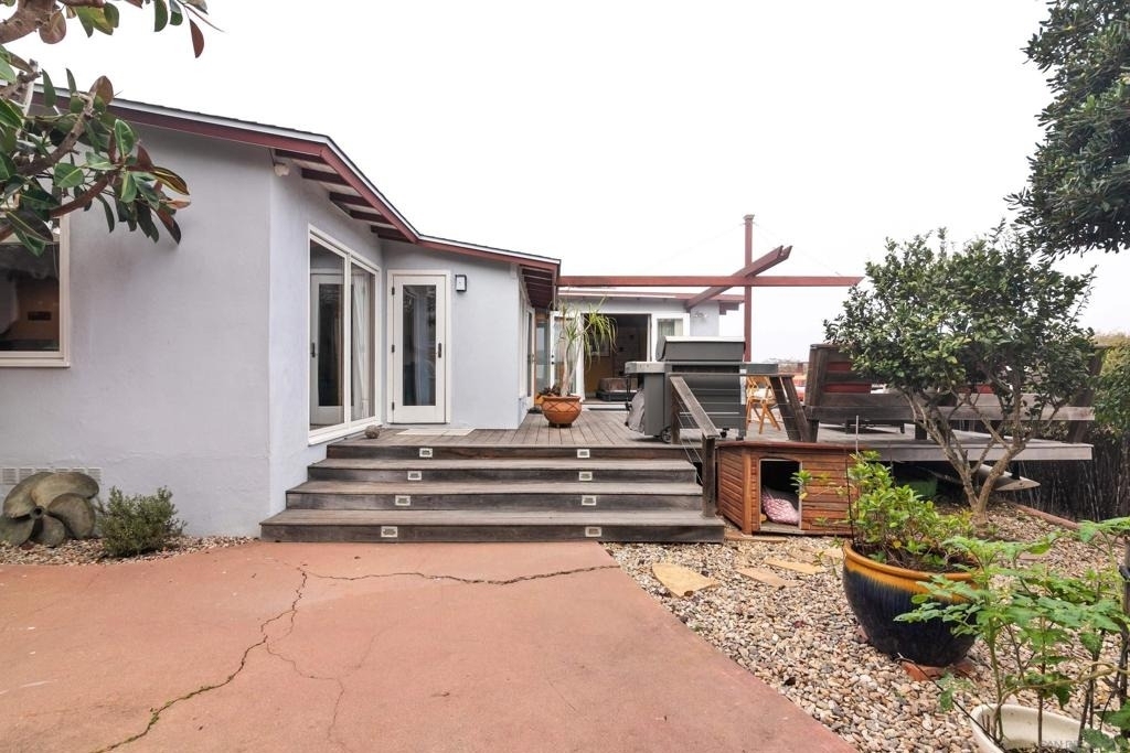 541 Tarento Dr - Photo 36
