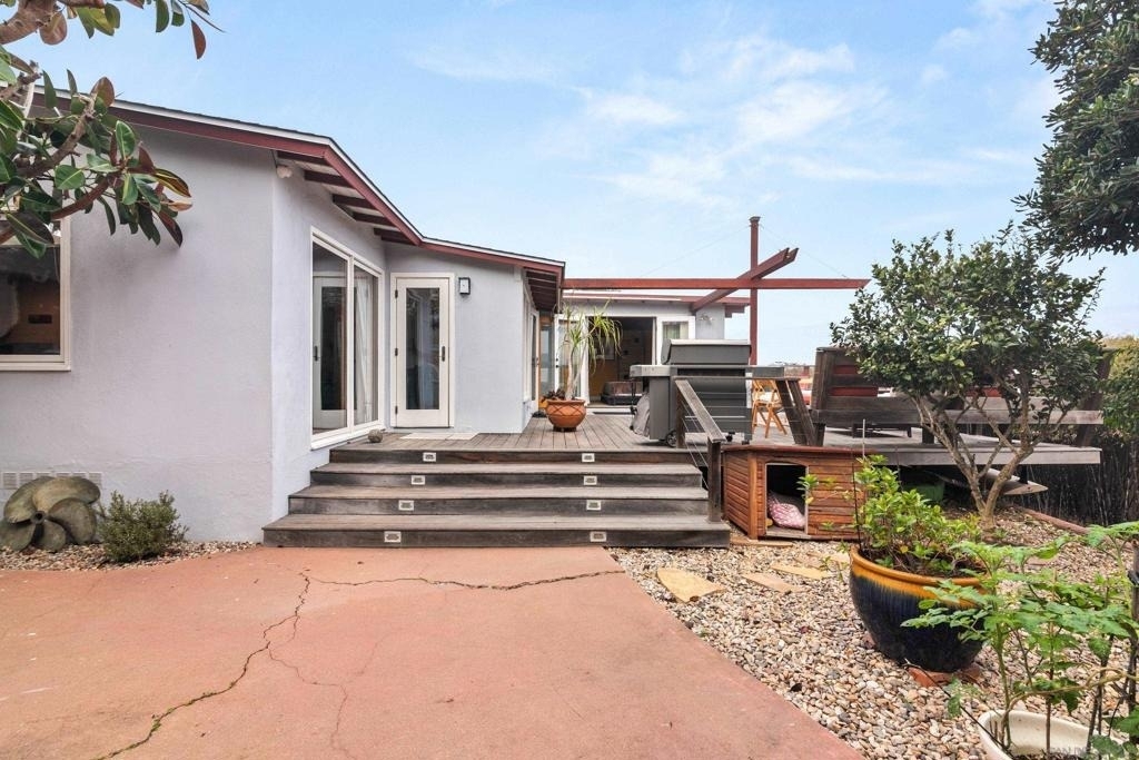 541 Tarento Dr - Photo 39