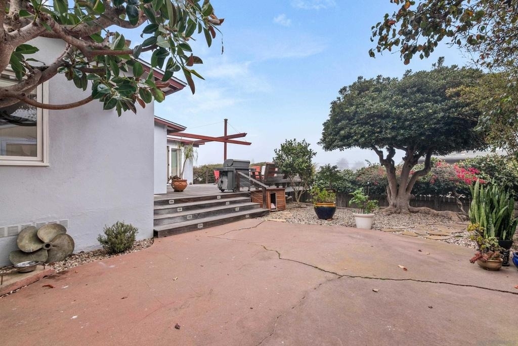 541 Tarento Dr - Photo 34