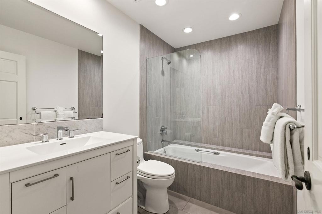 253 Gravilla Street - Photo 19
