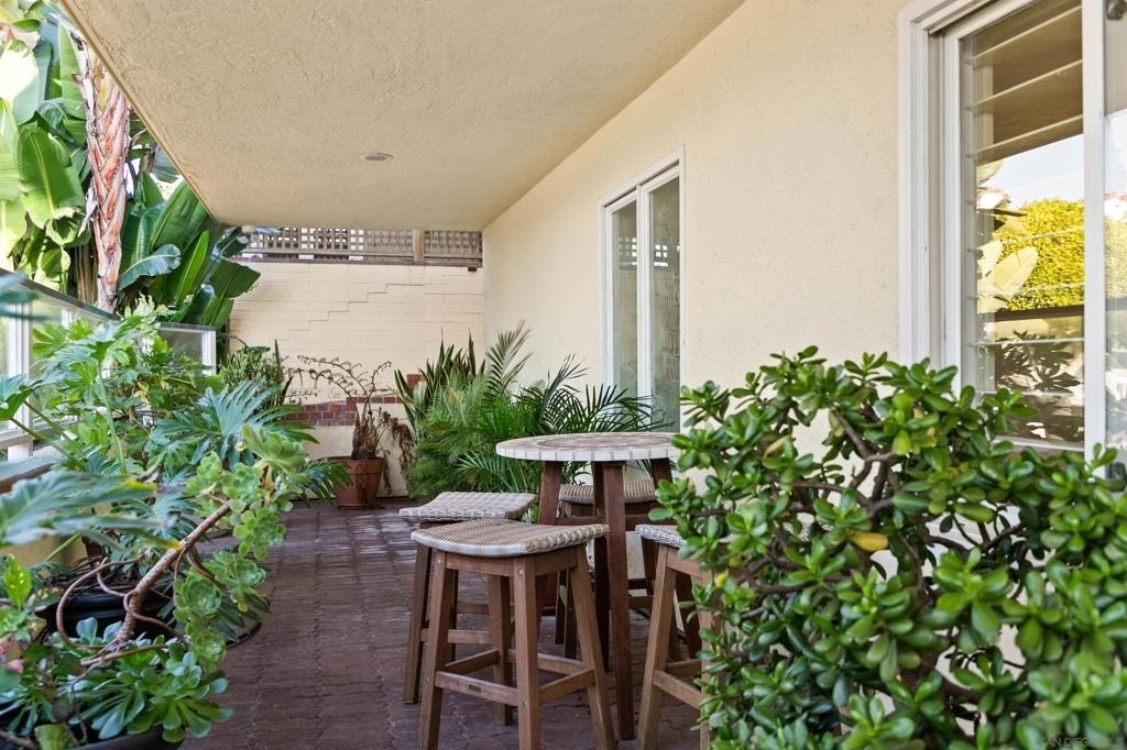253 Gravilla Street - Photo 33