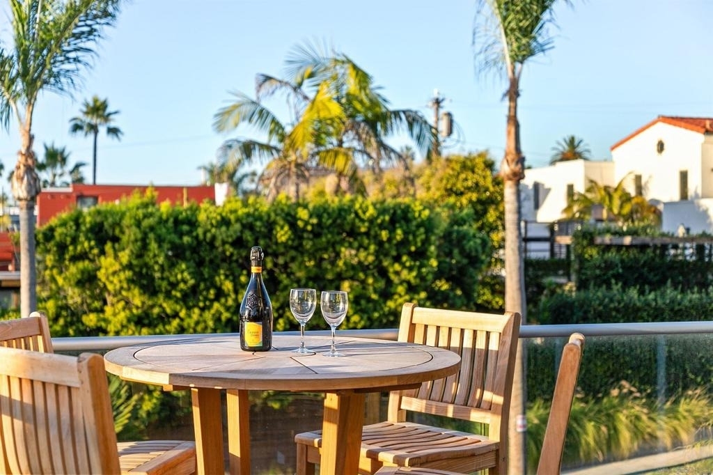 253 Gravilla Street - Photo 28