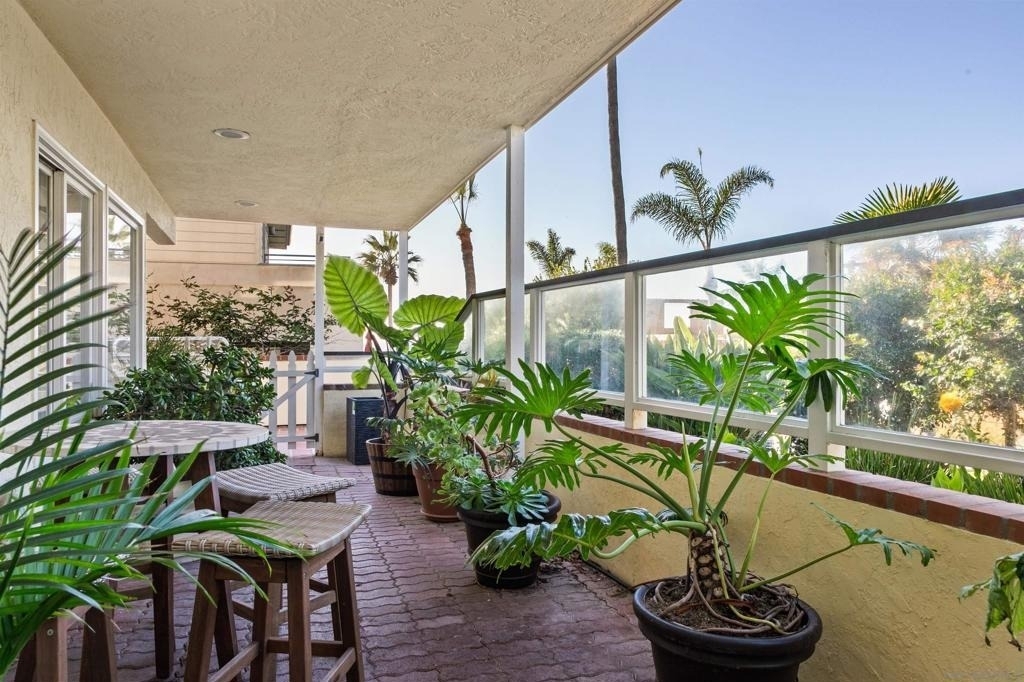 253 Gravilla Street - Photo 27