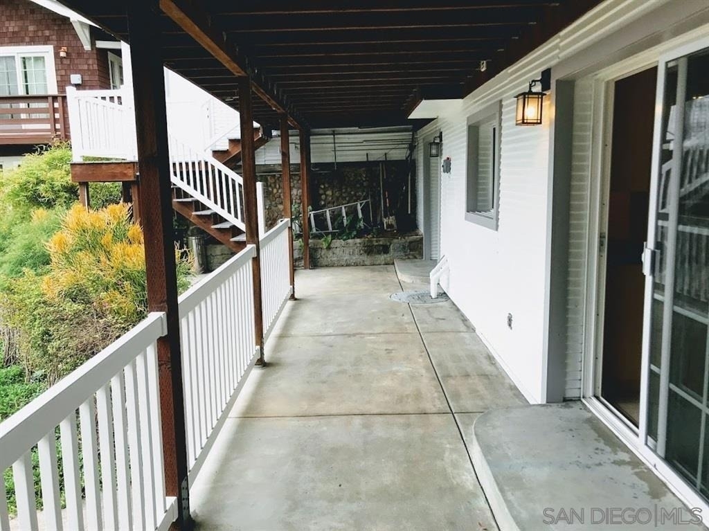 1336 Bush St - Photo 4