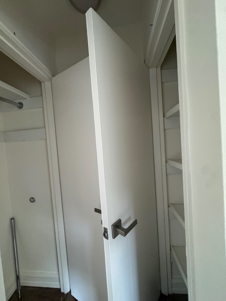 East 79th Street - Photo 3
