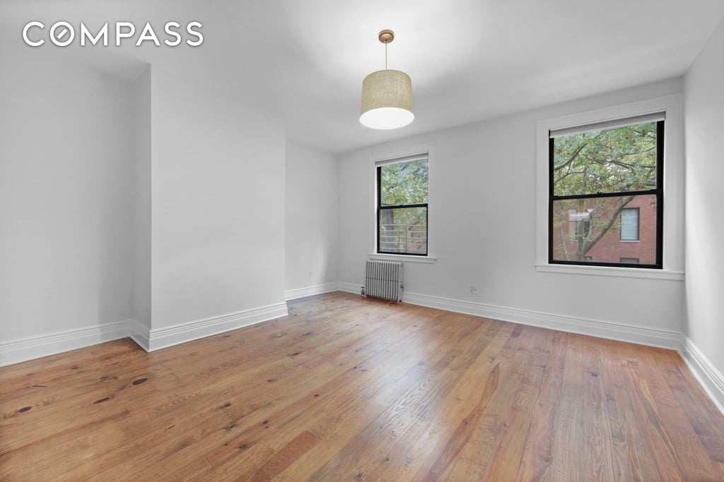 Douglass Street - Photo 4