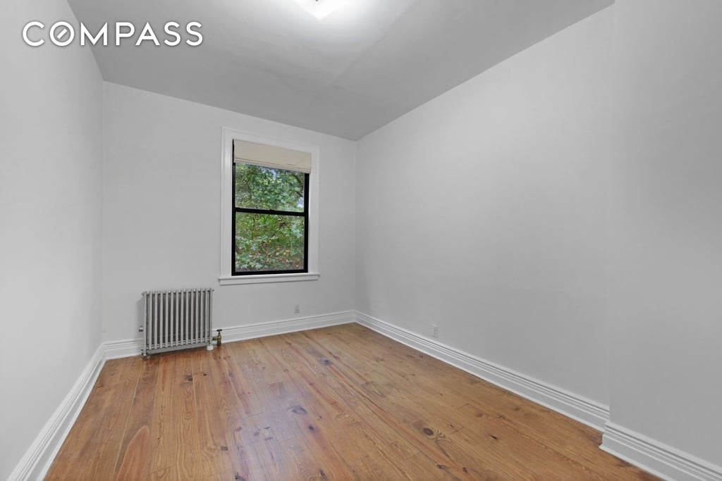Douglass Street - Photo 5