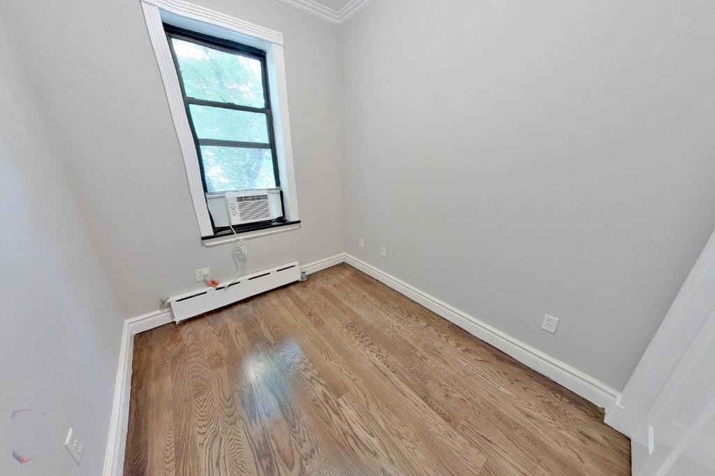 East 32nd Street - Photo 3