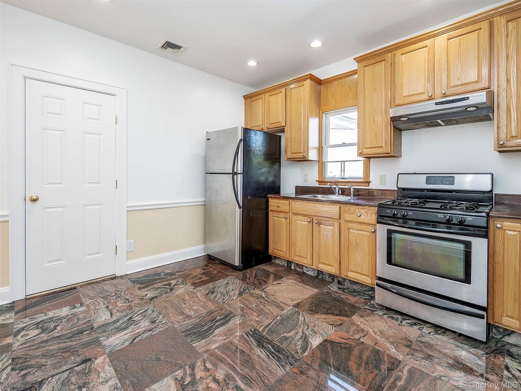 26 Summit Avenue - Photo 11