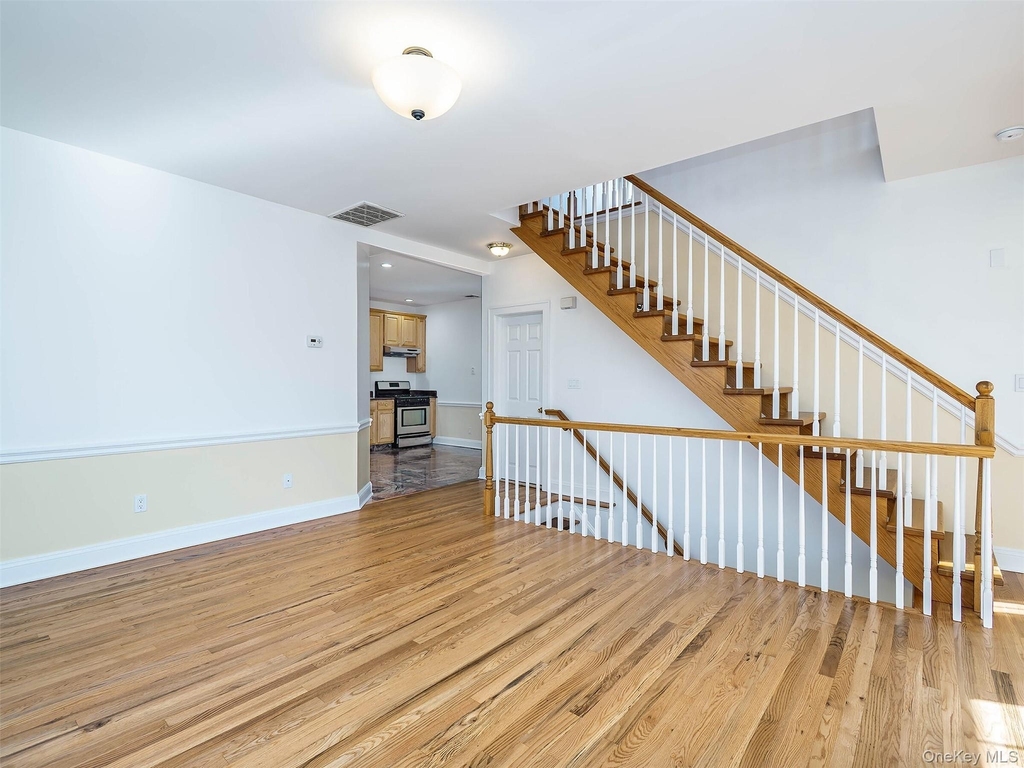 26 Summit Avenue - Photo 8