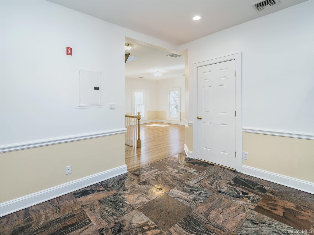 26 Summit Avenue - Photo 9