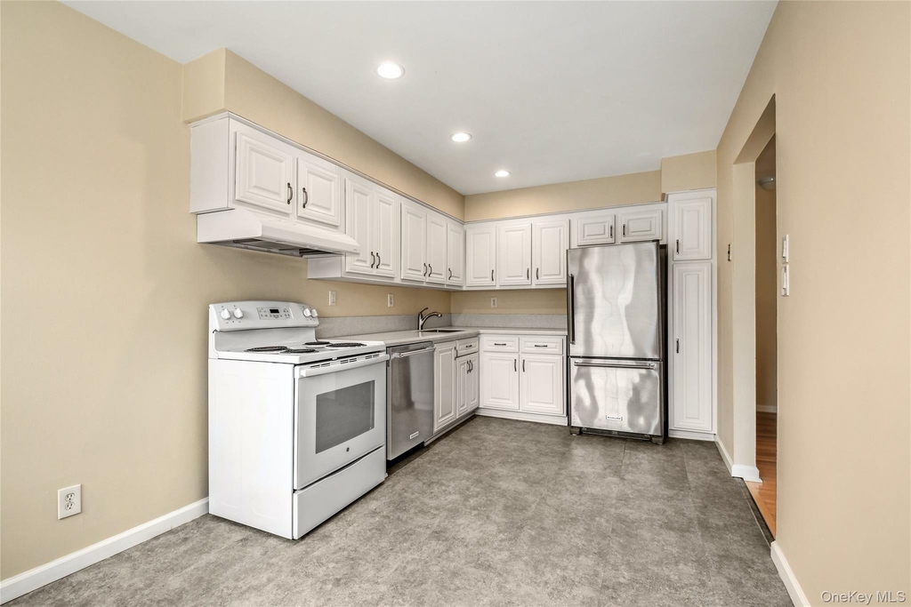 451 Main Street - Photo 12