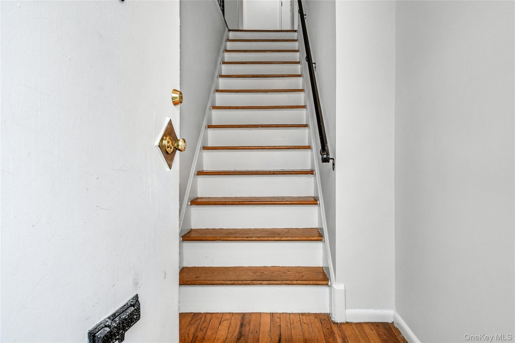 451 Main Street - Photo 4