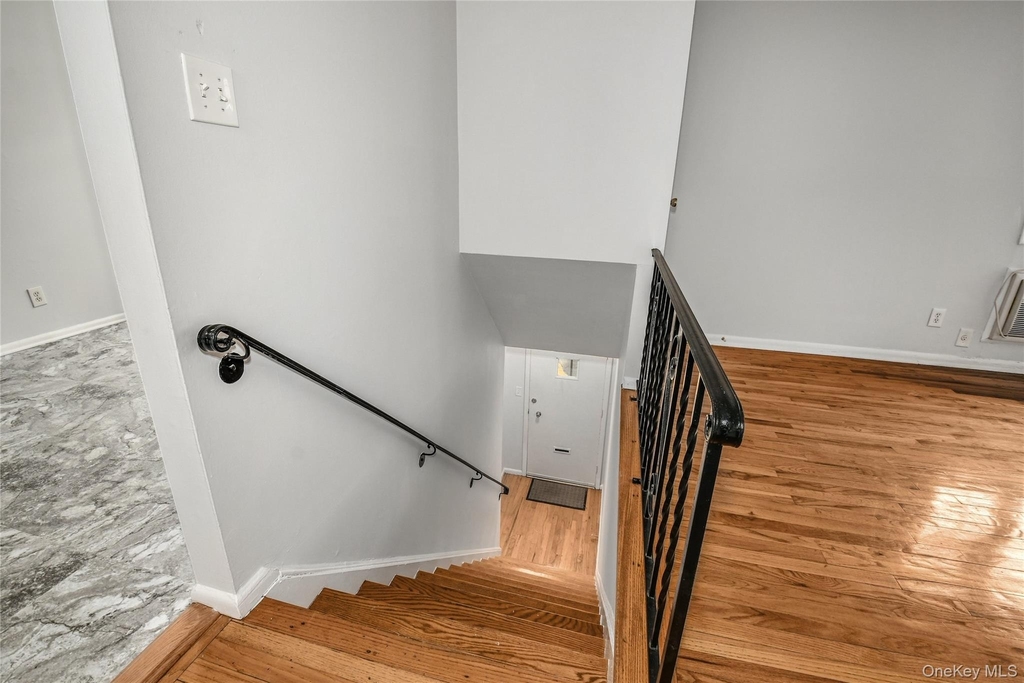 451 Main Street - Photo 5