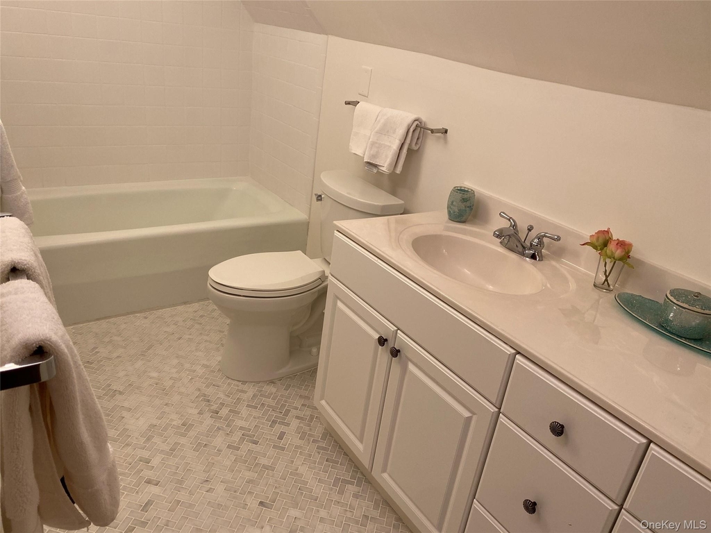 329 Centre Island Road - Photo 19