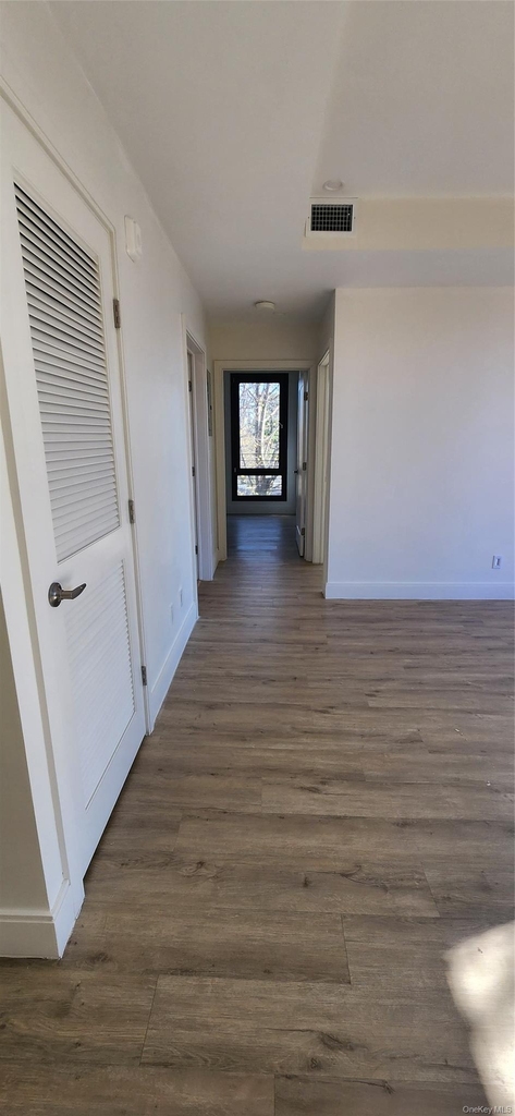 50 Roosevelt Avenue - Photo 9