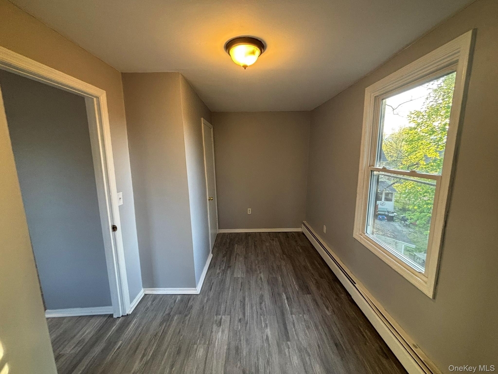 42 Maple Street - Photo 8