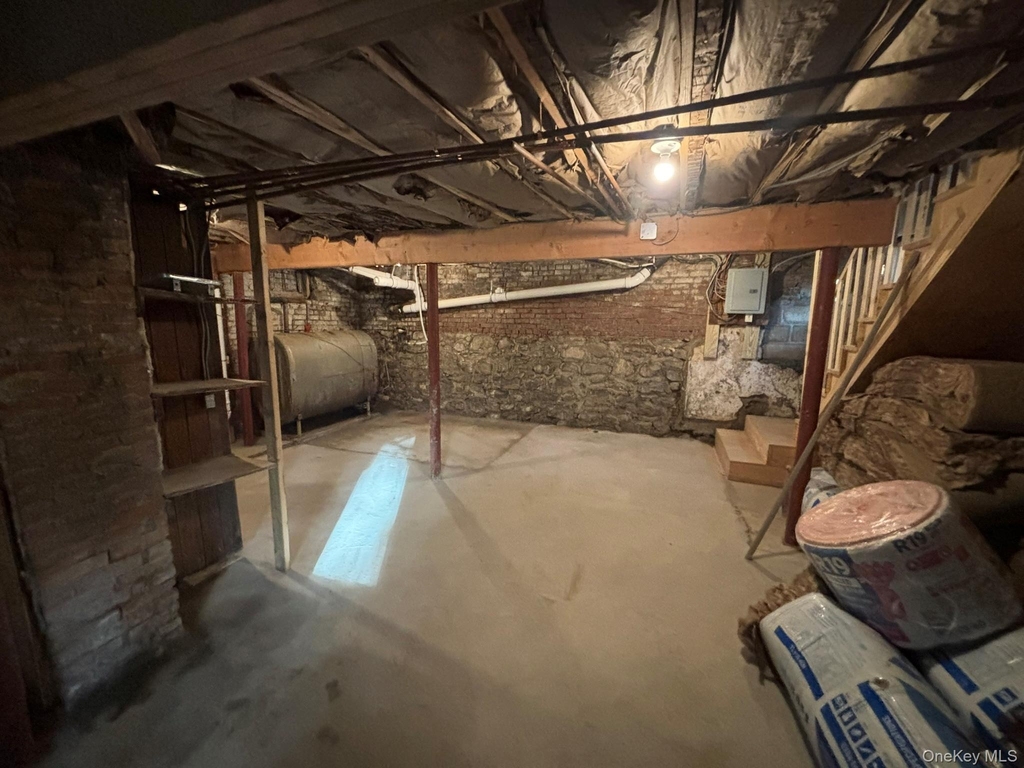 42 Maple Street - Photo 12