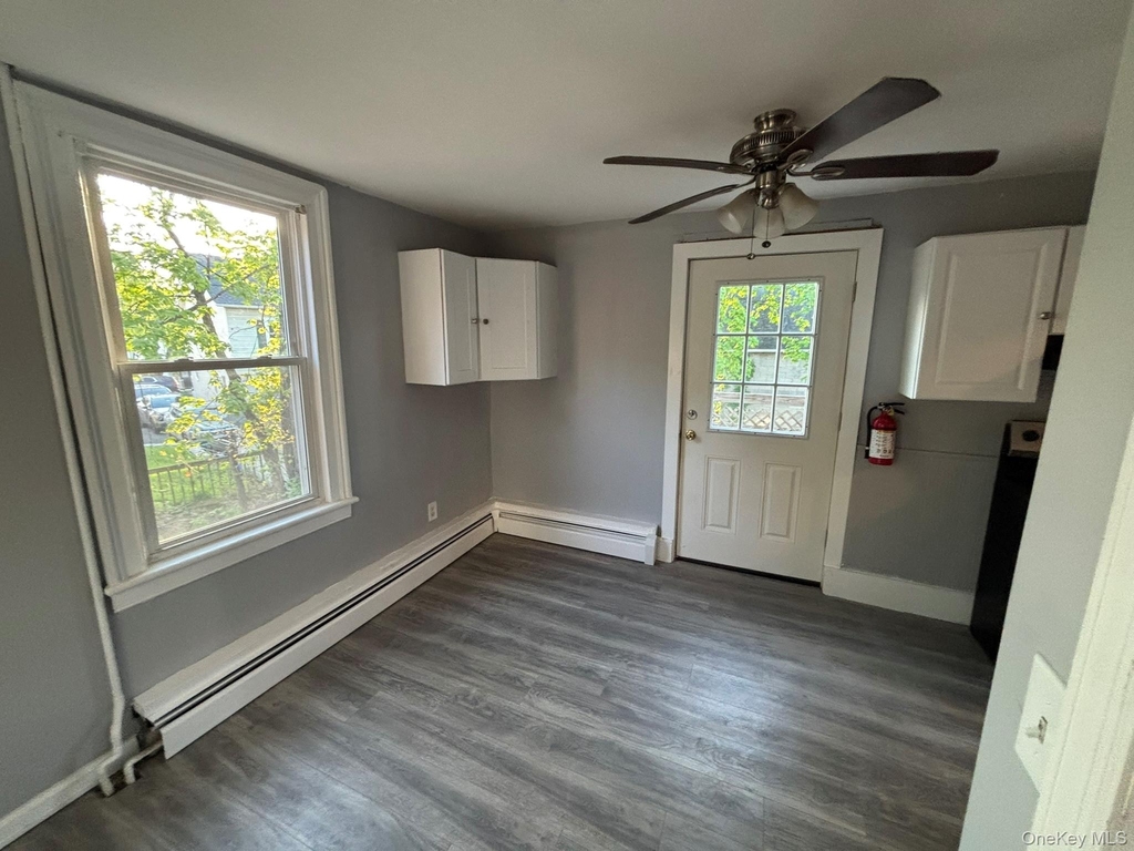 42 Maple Street - Photo 1