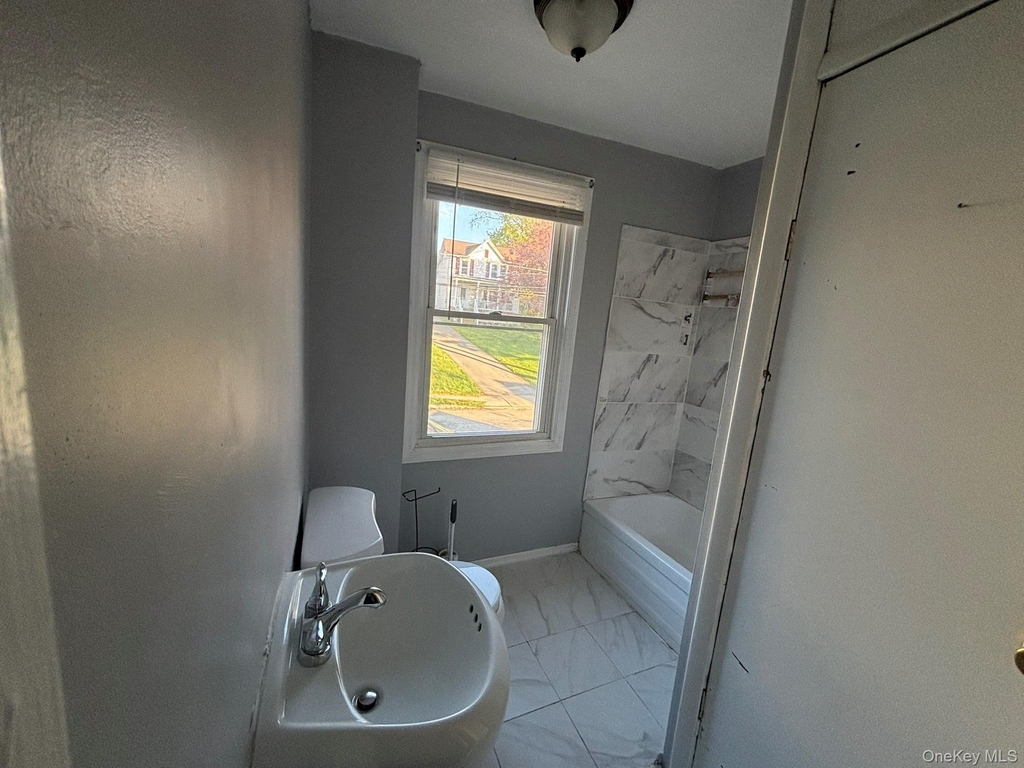 42 Maple Street - Photo 6
