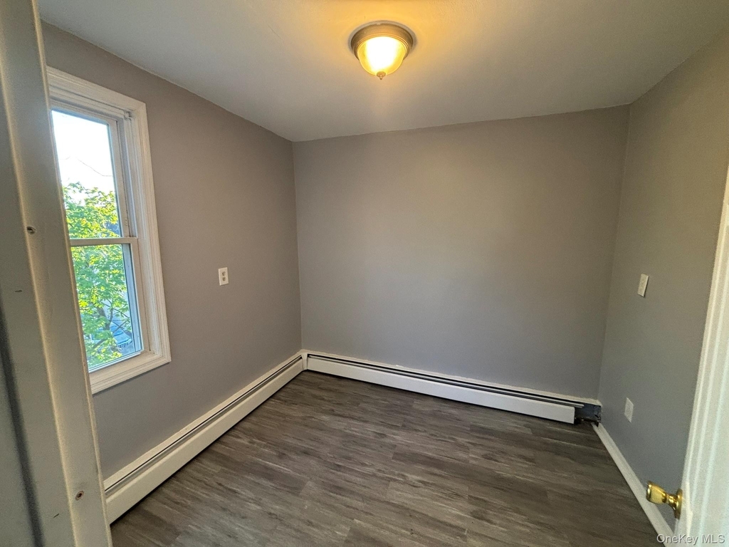42 Maple Street - Photo 9