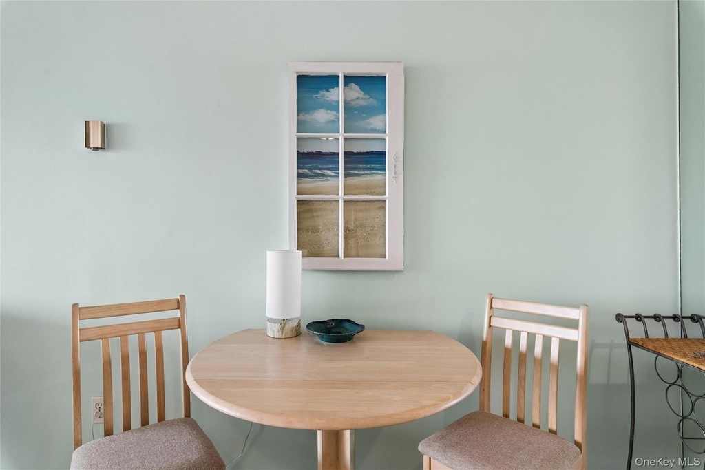 274 Dune Road - Photo 4