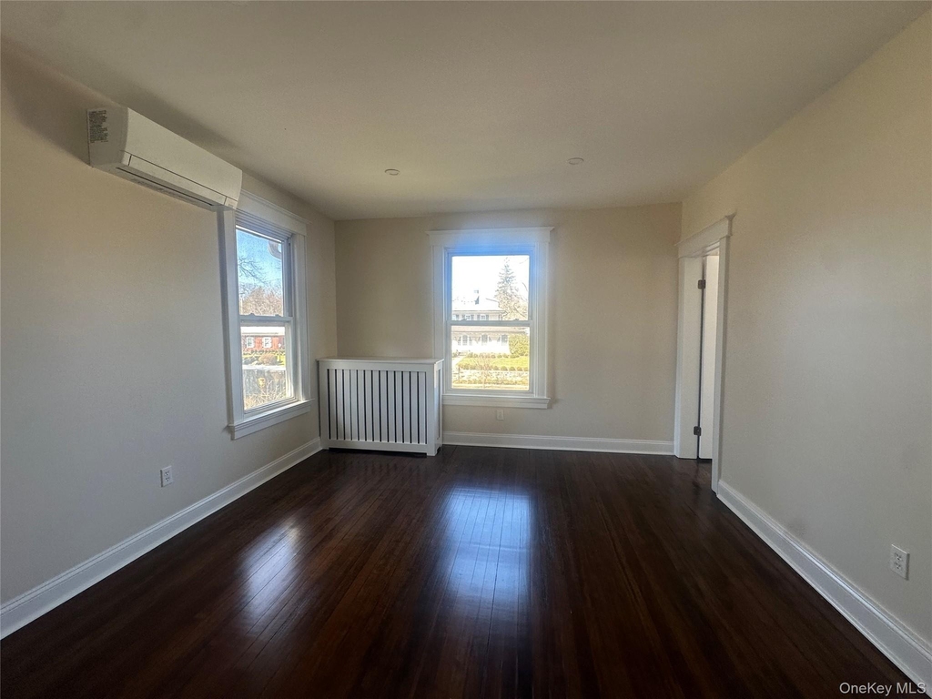 55 Sea Cliff Avenue - Photo 4