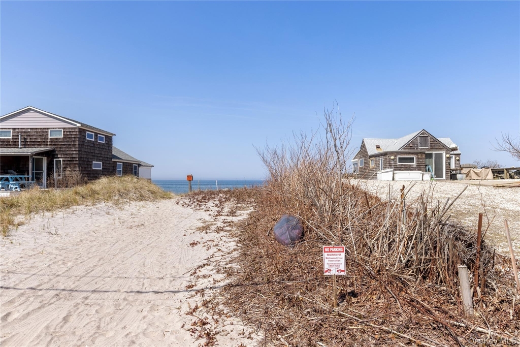 52 Summit Drive - Photo 3