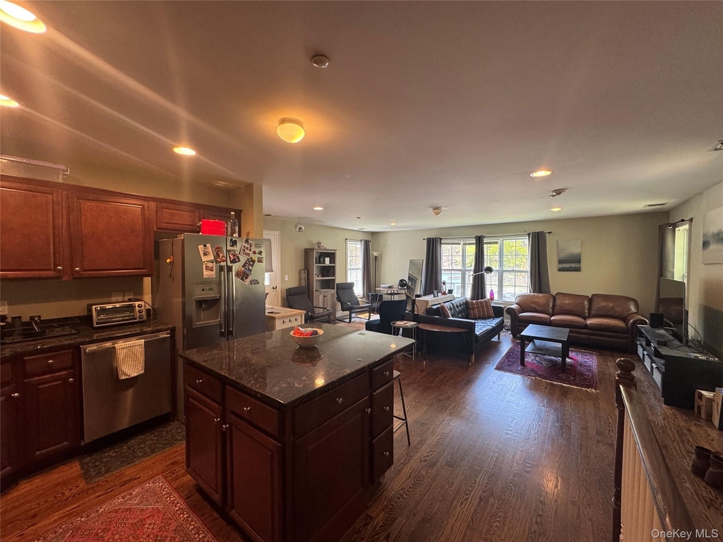 907 Main Street - Photo 6