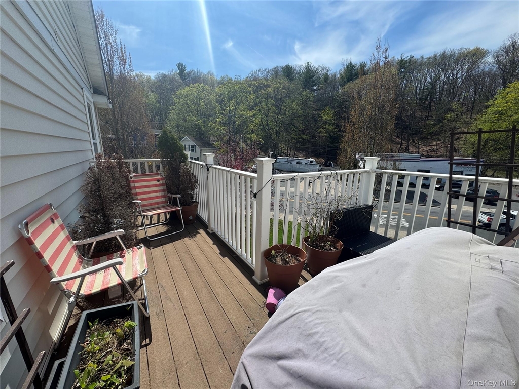 907 Main Street - Photo 4