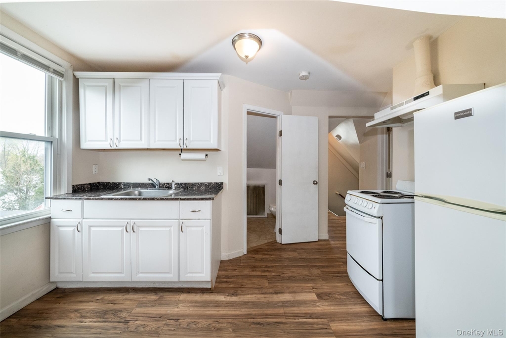 538 Jefferson Avenue - Photo 9