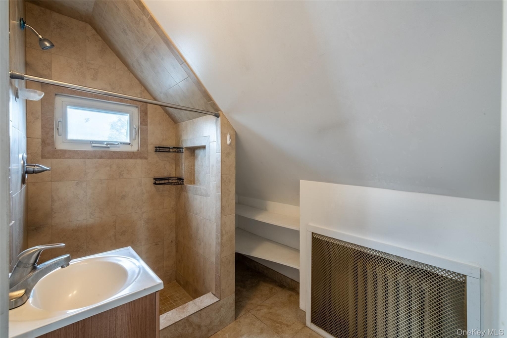538 Jefferson Avenue - Photo 4