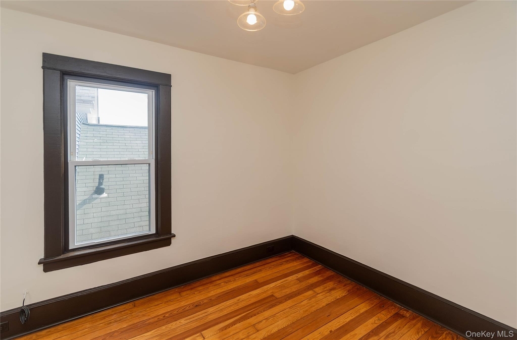 15 Taylor Avenue - Photo 5