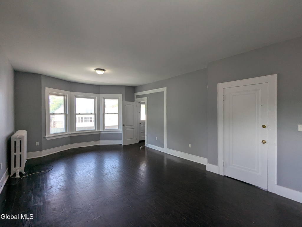 69 Winthrop Avenue - Photo 3