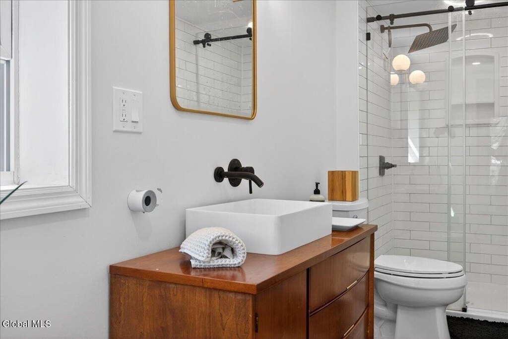 106 Van Dam Street - Photo 19