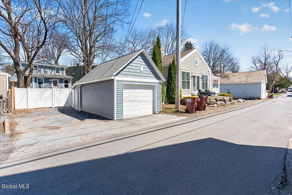 106 Van Dam Street - Photo 26